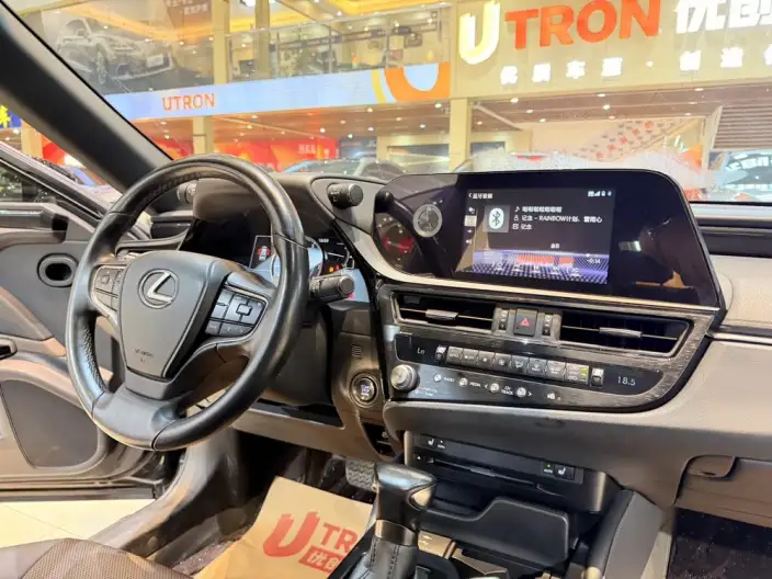 Lexus ES 2021 Model 200 Superior Edition – фото 8