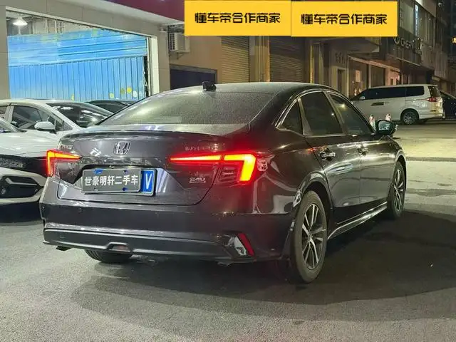Model Ge 2023 Model 240TURBO CVT Leading version
