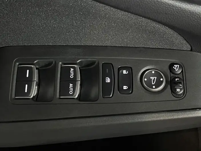 Model Ge 2023 Model 240TURBO CVT Leading version