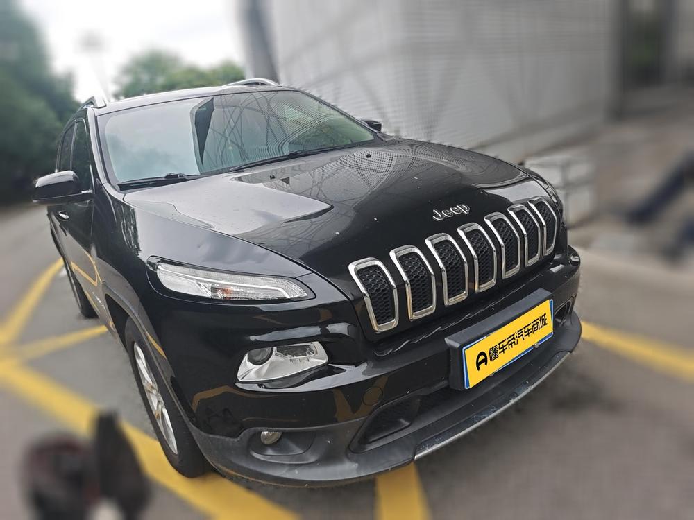 Jeep Cherokee 2016 модификация 2.4L Leading Smart Edition – фото 3