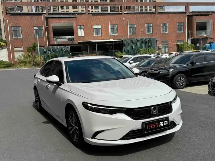 Model Ge 2023 Model 240TURBO CVT Technology Edition