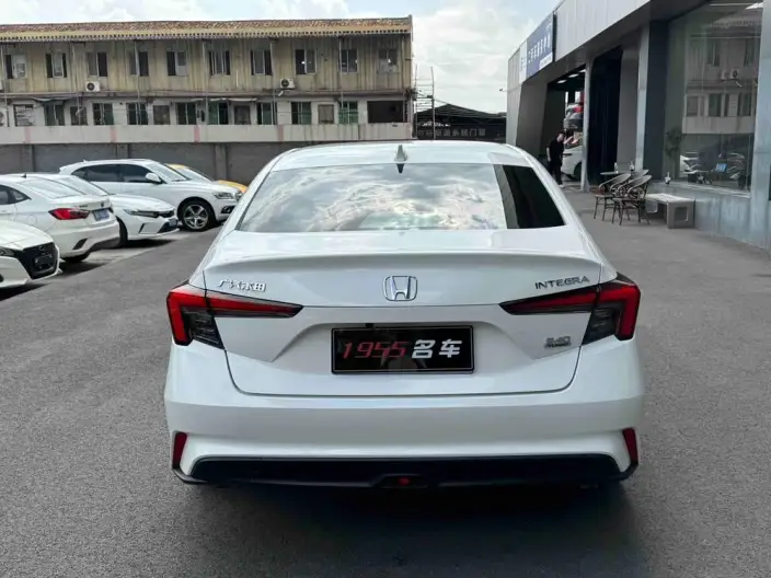 Model Ge 2023 Model 240TURBO CVT Technology Edition – фото 5