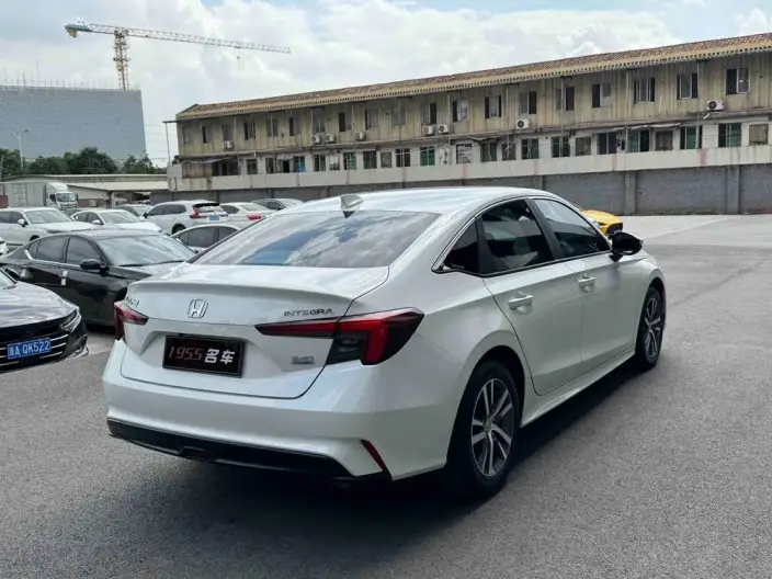 Model Ge 2023 Model 240TURBO CVT Technology Edition – фото 6
