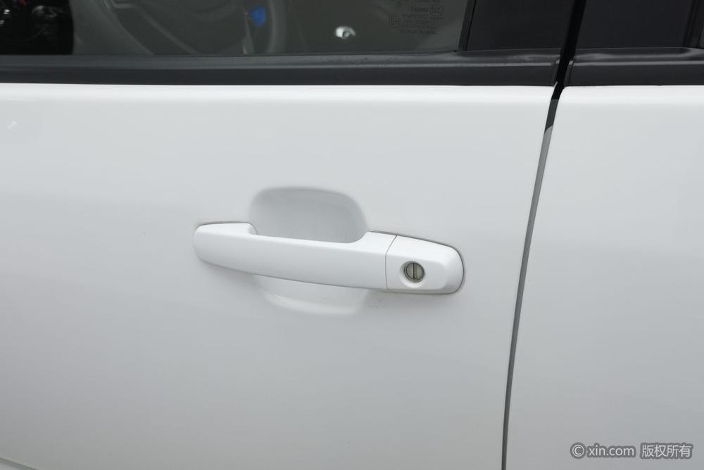 Chery Tiggo 3 2015 модификация 1.6L Manual Smart Shang Sports Edition – фото 8