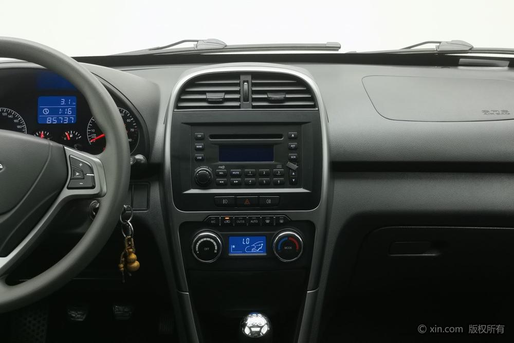Chery Tiggo 3 2015 модификация 1.6L Manual Smart Shang Sports Edition – фото 12