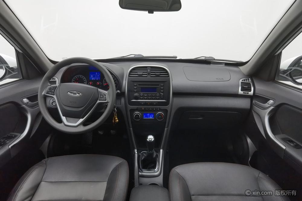 Chery Tiggo 3 2015 модификация 1.6L Manual Smart Shang Sports Edition – фото 13