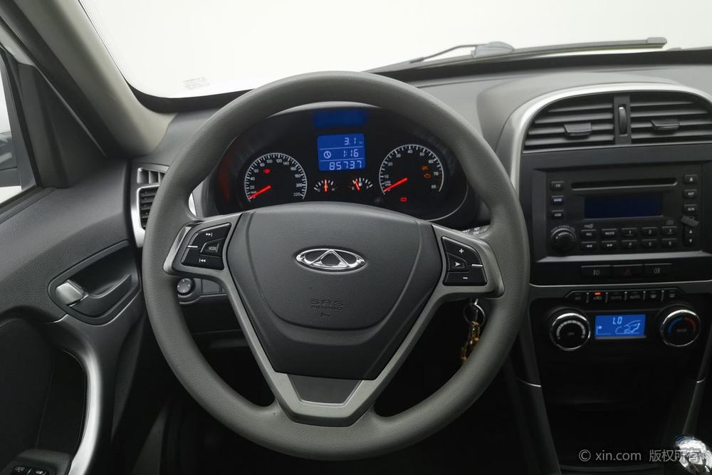 Chery Tiggo 3 2015 модификация 1.6L Manual Smart Shang Sports Edition – фото 14