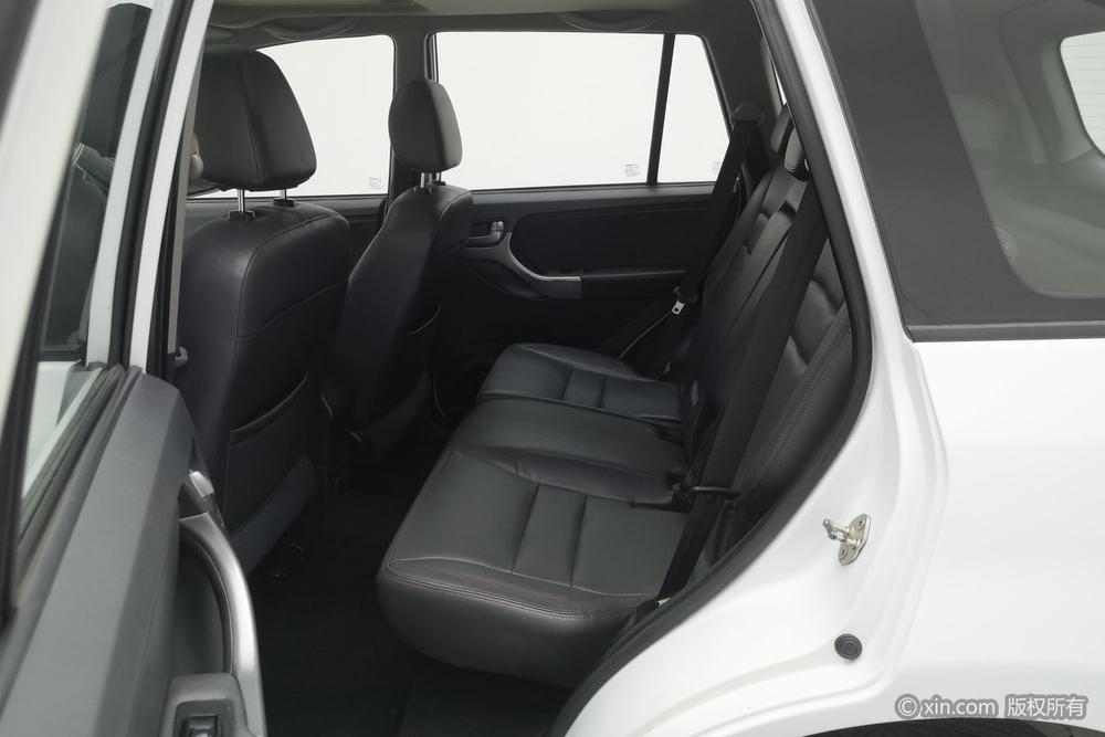 Chery Tiggo 3 2015 модификация 1.6L Manual Smart Shang Sports Edition – фото 19