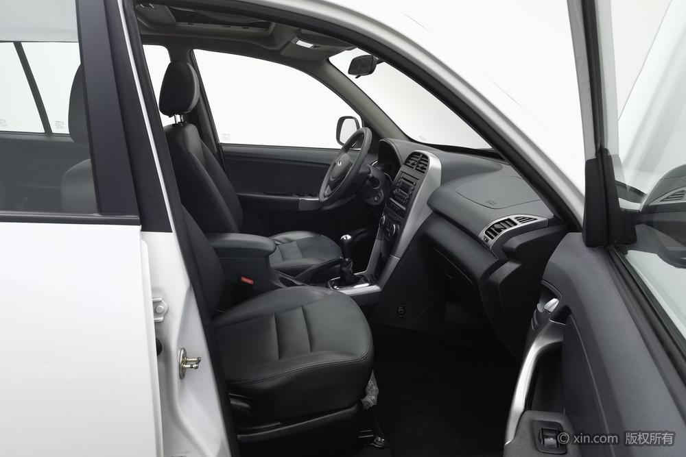 Chery Tiggo 3 2015 модификация 1.6L Manual Smart Shang Sports Edition – фото 24
