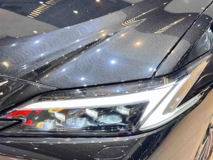 Lexus ES 2025 Model 300h Premium – фото 7