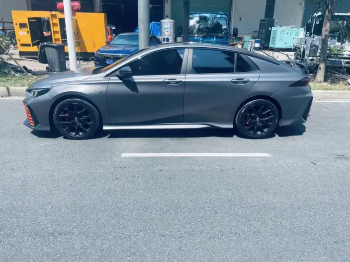 Emzoom 2022 Model 270T J16 R-Style Track Edition