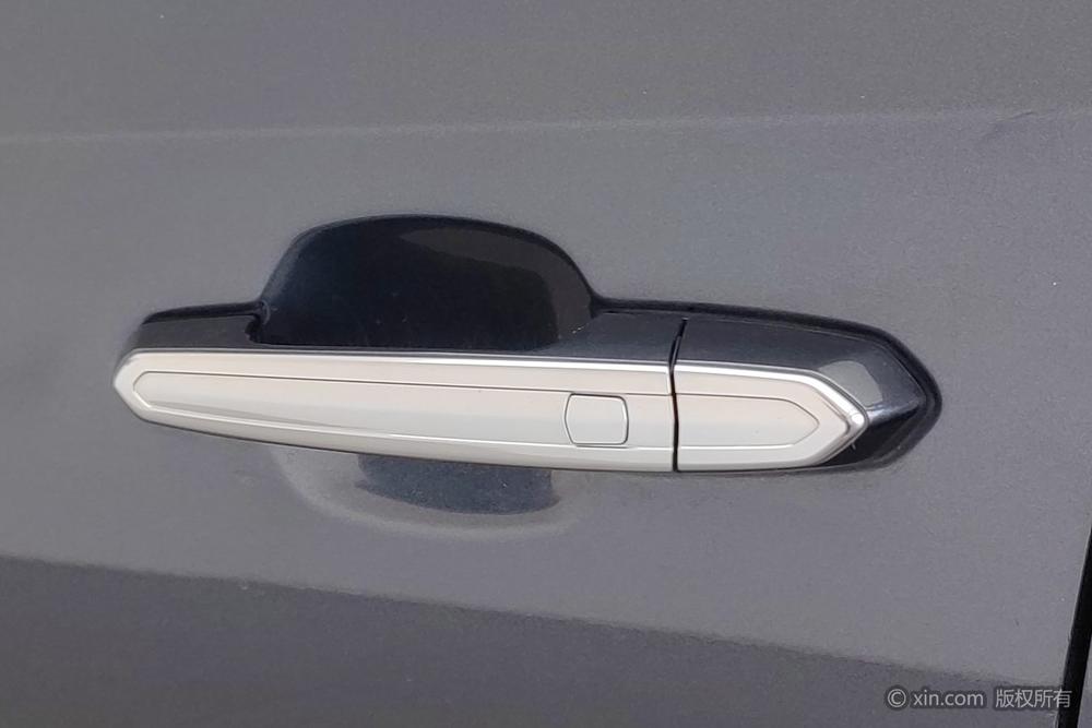 Cadillac CT4 2022 28T Luxury – фото 9