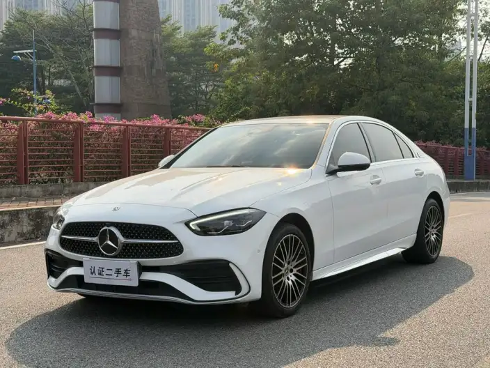 Mercedes-Benz C-Class 2023 Model C 260 L Sports Edition – фото 1