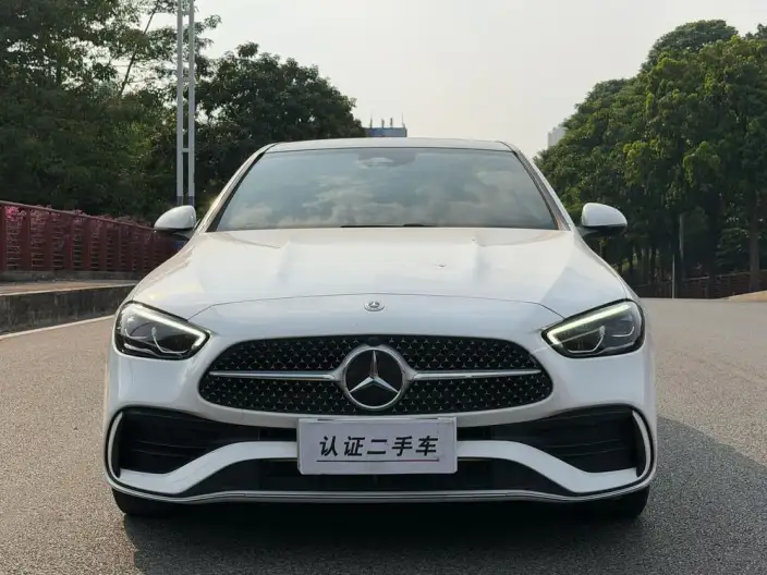 Mercedes-Benz C-Class 2023 Model C 260 L Sports Edition – фото 2