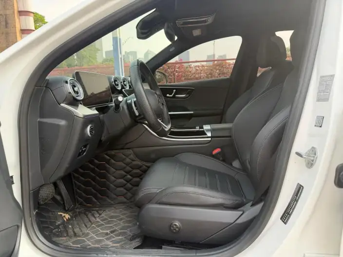 Mercedes-Benz C-Class 2023 Model C 260 L Sports Edition – фото 8