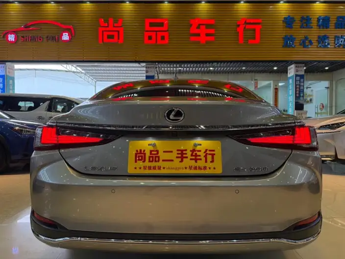 Lexus ES 2021 Model 200 Superior Edition – фото 5
