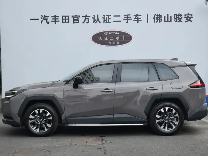 Toyota RAV4 2026 Model Hybrid 2.0L 2WD Deluxe Edition