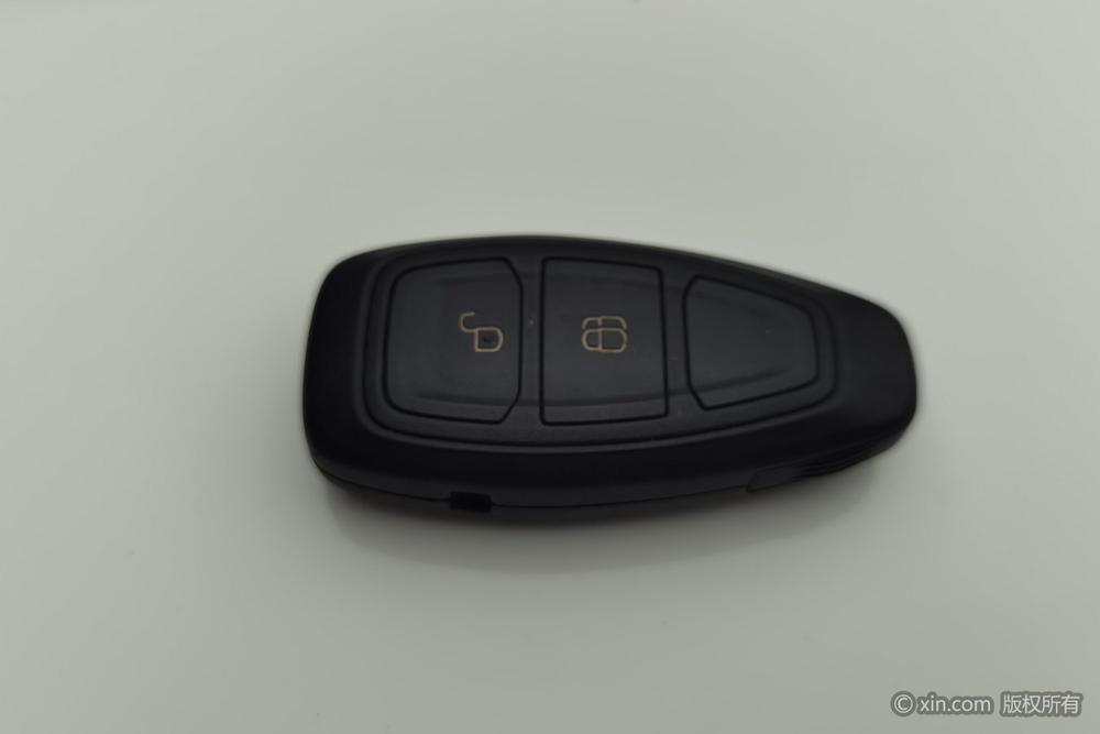 EcoSport 2013 модификация 1.0L GTDi Manual Prestige – фото 7
