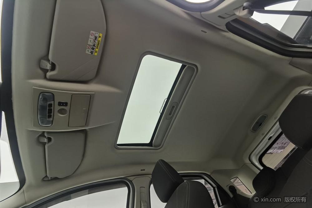 EcoSport 2013 модификация 1.0L GTDi Manual Prestige – фото 20