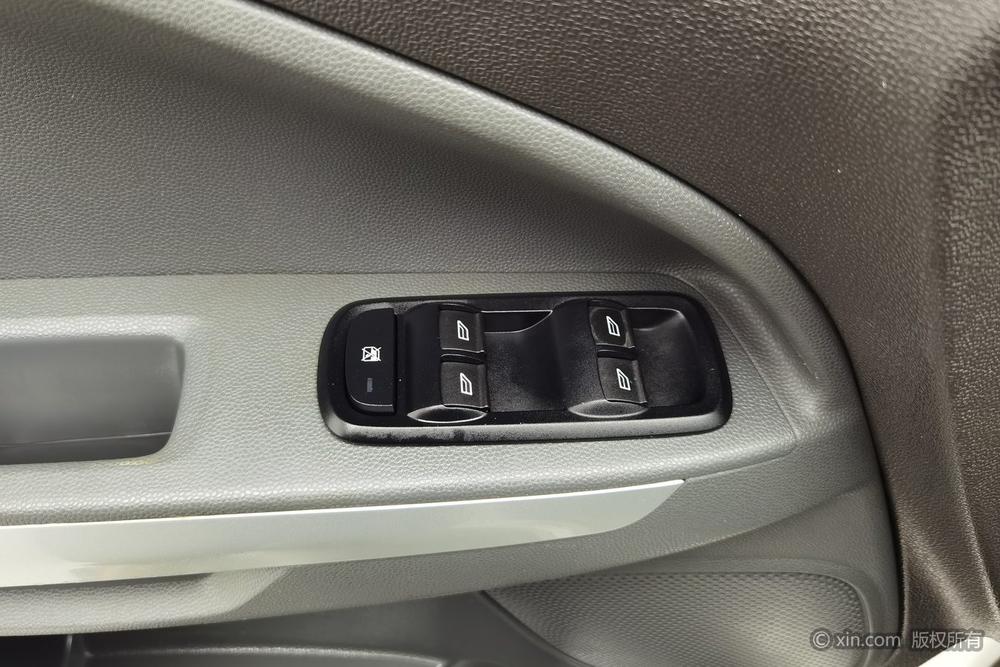 EcoSport 2013 модификация 1.0L GTDi Manual Prestige – фото 22