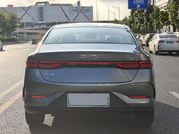 BYD Qin PLUS DM 2025 Model Smart Driving Edition DM-i 55KM Leading Model – фото 6