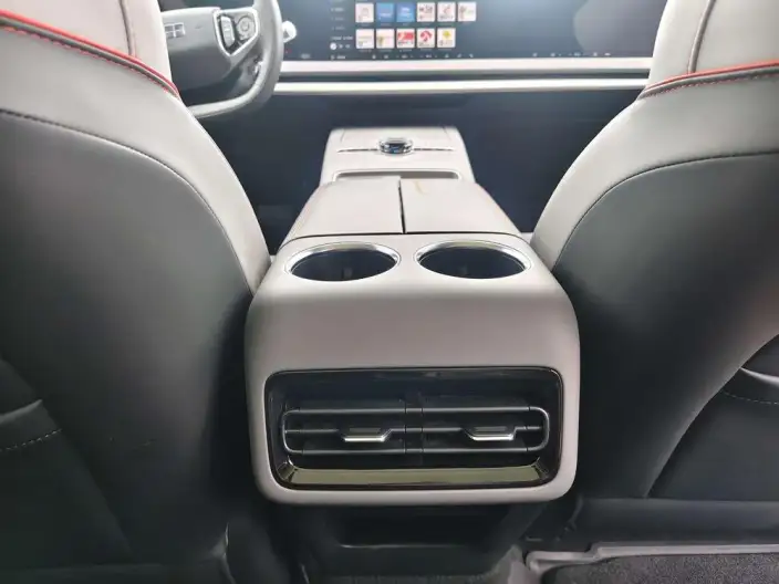 Geely Galaxy E8 2024 Model 620km Galaxy Performance version – фото 6
