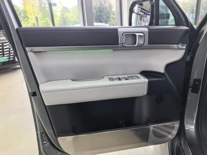 Titan 7 PHEV 2025 Model 190KM 4WD Ultra Edition – фото 8