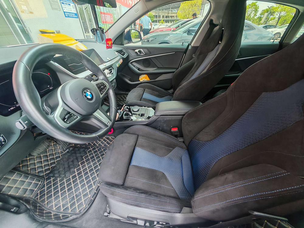 BMW 2 Series Imported 2023 Modi f ied 225i 4-Door Coupe M Sport Obsidian Night Package – фото 8