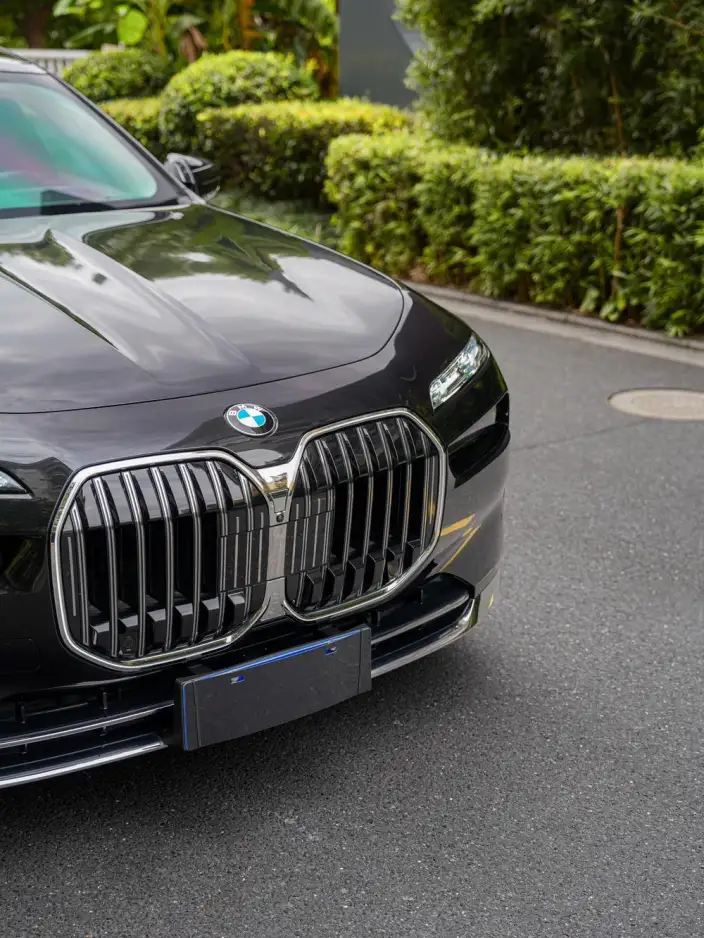 BMW 7 Series 2023 Model 740Li Leading Model Luxury Set – фото 6