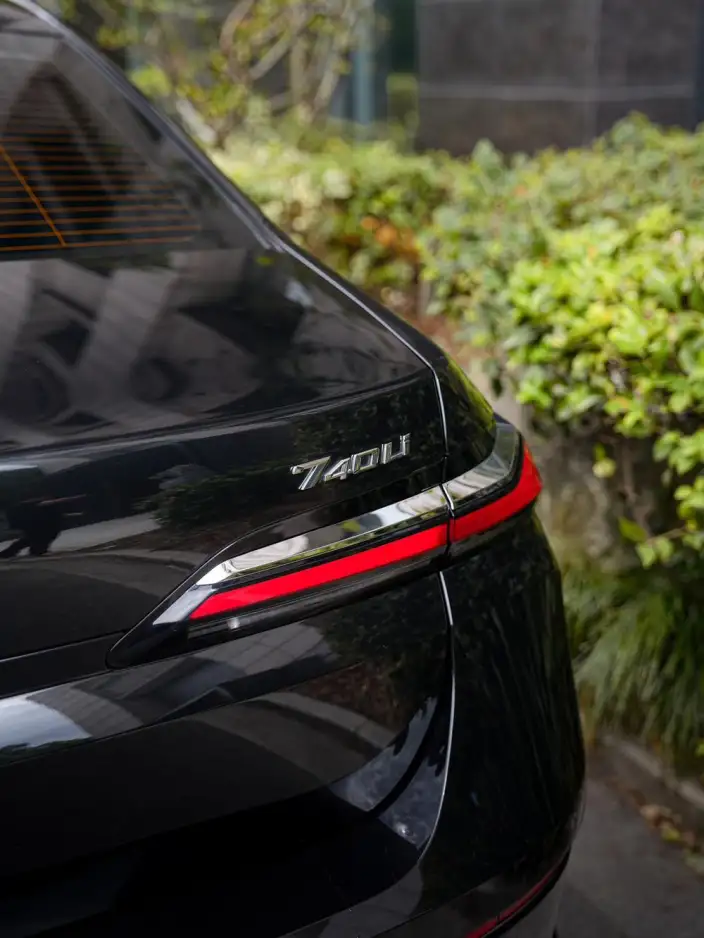 BMW 7 Series 2023 Model 740Li Leading Model Luxury Set – фото 9