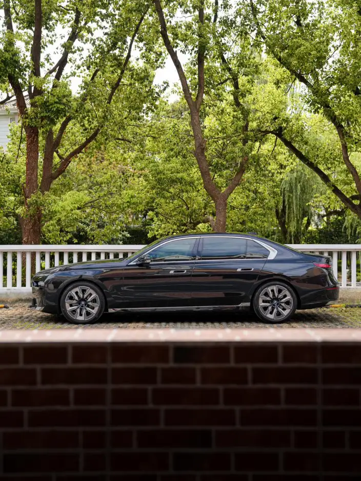 BMW 7 Series 2023 Model 740Li Leading Model Luxury Set – фото 10