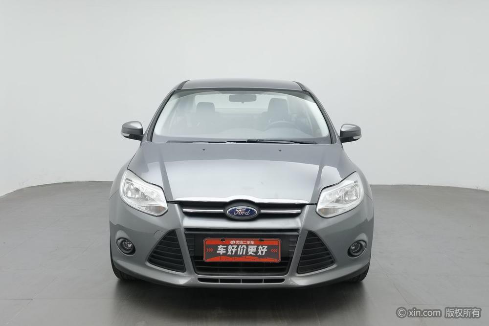 Ford Focus Sedan 2012 1.6L Automatic Comfort – фото 2