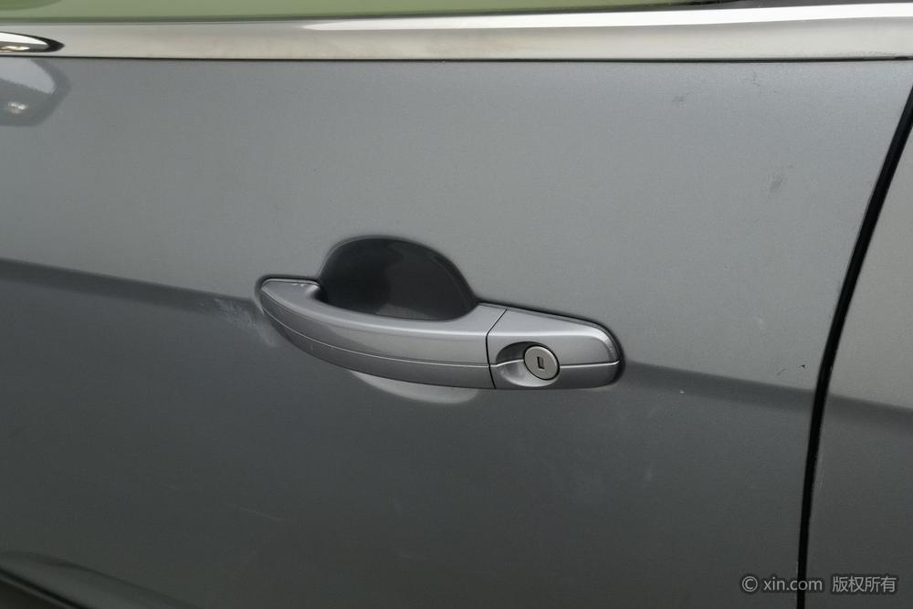 Ford Focus Sedan 2012 1.6L Automatic Comfort – фото 9