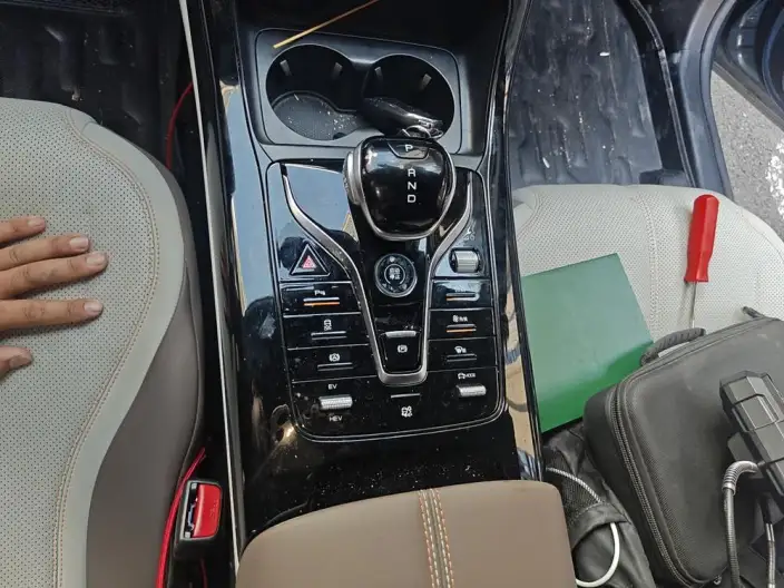 BYD Qin PLUS DM 2024 Model Honor Edition DM-i 55KM Leading Model – фото 9