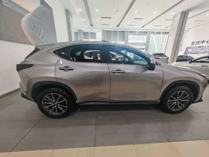Lexus NX 2022 Model 260 Qian Drive Innovation Drive Edition