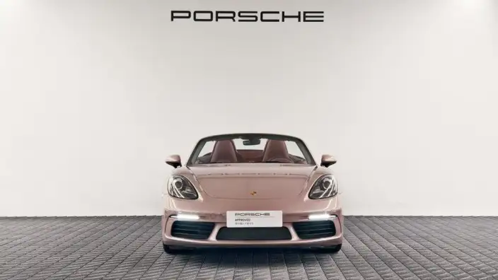 Porsche 718 2023 Model Boxster 2.0T