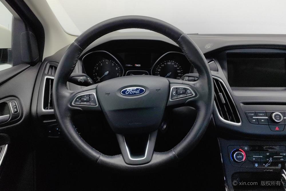 Ford Focus 2017 модификация Тройная литиевая батарея кузов EcoBoost 180 Automatic Elite – фото 13