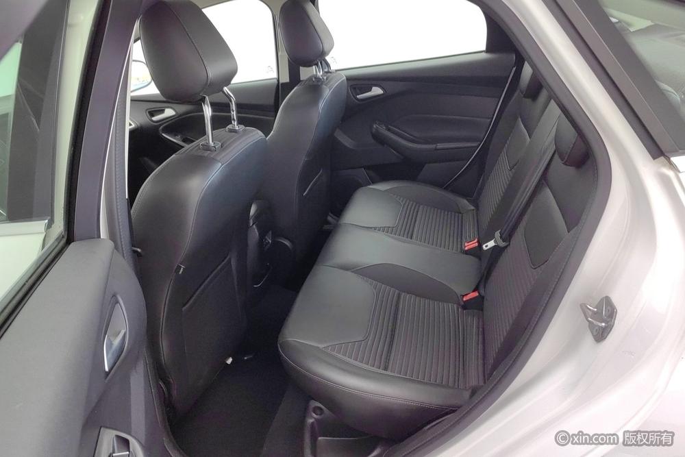 Ford Focus 2017 модификация Тройная литиевая батарея кузов EcoBoost 180 Automatic Elite – фото 20