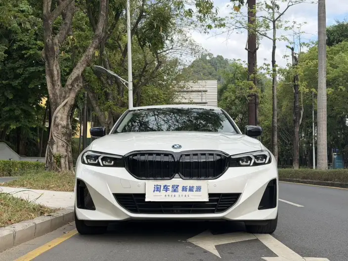 BMW i3 2022 Model eDrive35L – фото 2