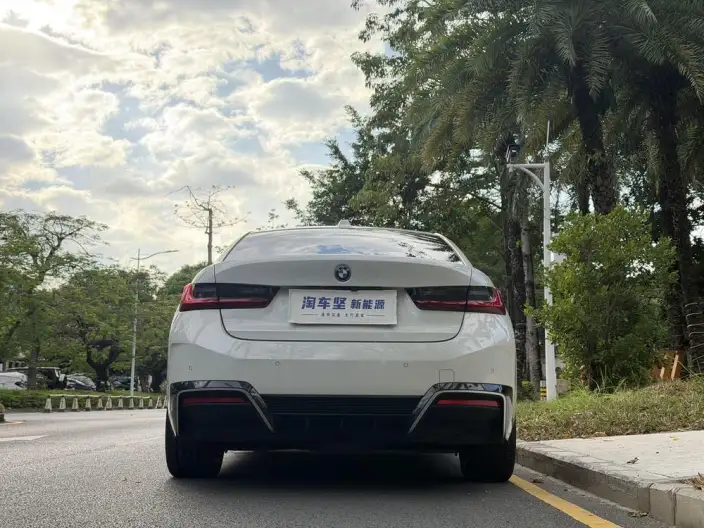BMW i3 2022 Model eDrive35L – фото 5