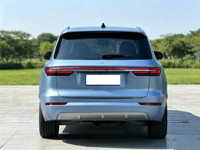 Li Auto ONE 2021 Model Extended Range 6 seat Edition – фото 5