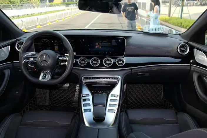 AMG GT 2023 Model AMG GT 53 4MATIC+ Four-door sports car – фото 6