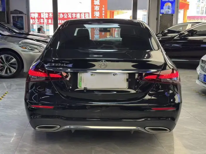 Mercedes-Benz E-Class PHEV 2022 Model E 350 e L sedan – фото 5