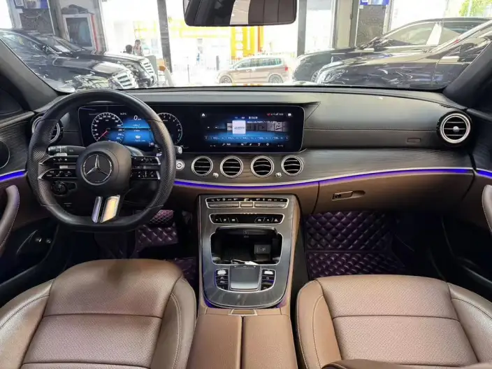Mercedes-Benz E-Class PHEV 2022 Model E 350 e L sedan – фото 7
