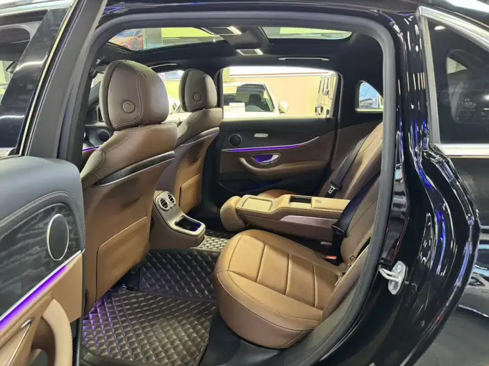 Mercedes-Benz E-Class PHEV 2022 Model E 350 e L sedan – фото 10
