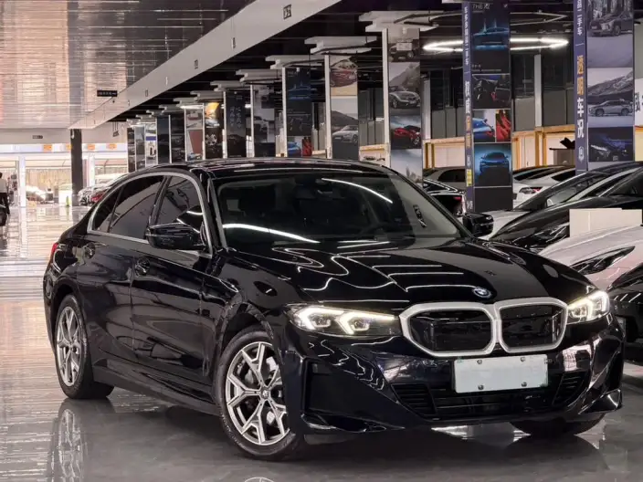 BMW i3 2022 Model eDrive35L – фото 3