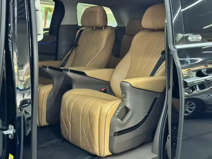 DENZA D9 DM 2022 Model 970 4WD Flagship Model – фото 9