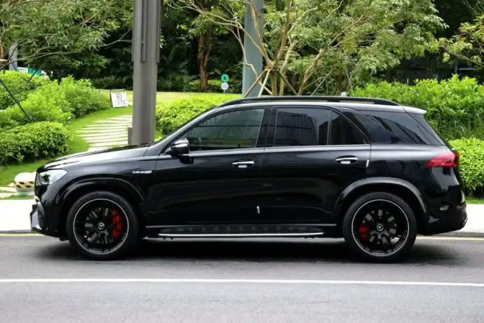 Mercedes-Benz GLE AMG 2024 Model AMG GLE 63 S 4MATIC+ – фото 3