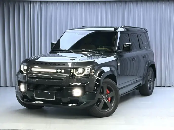 Land Rover Defender 2023 Model 110 3.0T P400 X-Dynamic HSE
