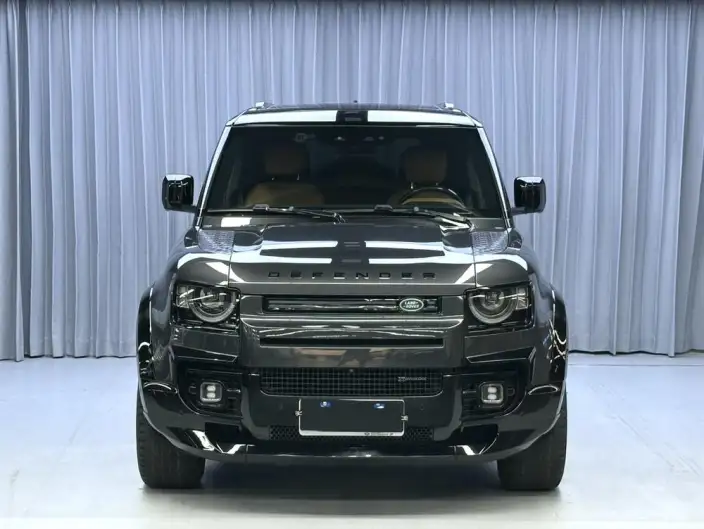 Land Rover Defender 2023 Model 110 3.0T P400 X-Dynamic HSE